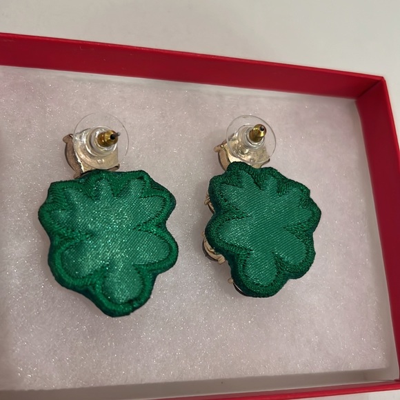 TALBOTS Costume Jewelry Pierced Earrings - Picture 3 of 3